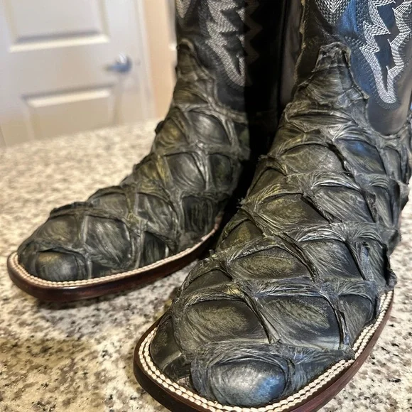 Fish boots